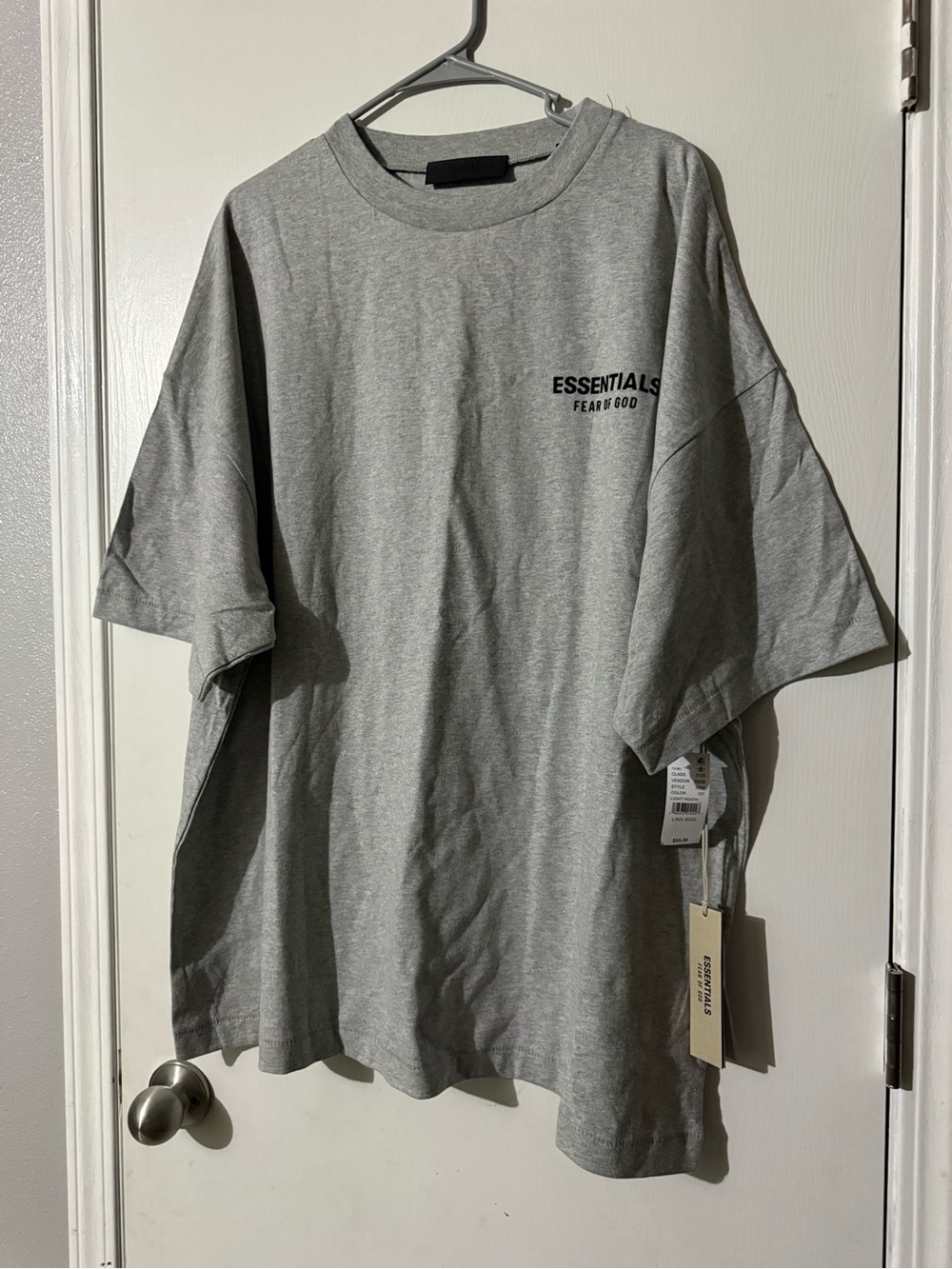 Essentials Fear of God Men’s Light heather t-shirt Very Oversized!